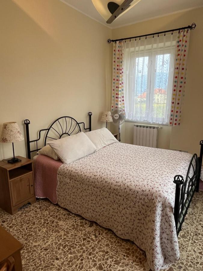Bed And Breakfast Elisa Sonnino Kültér fotó