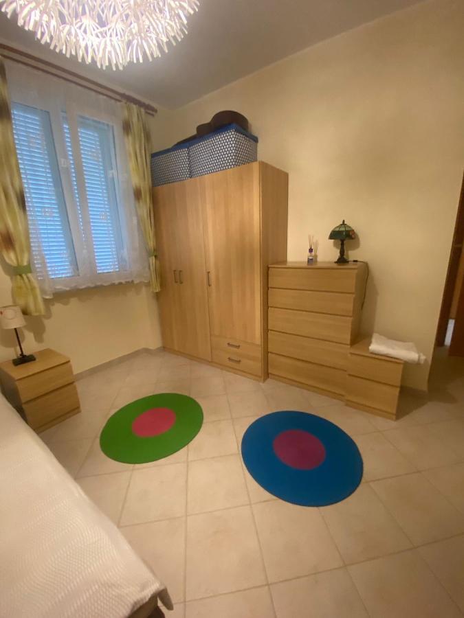 Bed And Breakfast Elisa Sonnino Kültér fotó